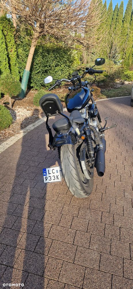 Harley-Davidson Sportster Roadster 883R - 11