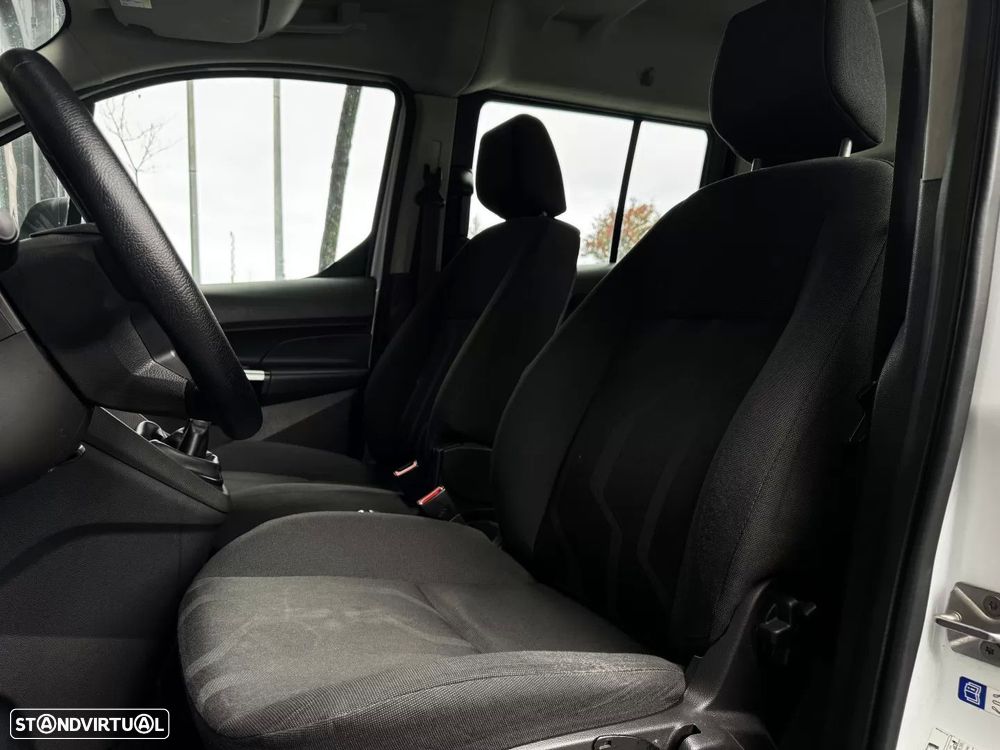 Ford Tourneo Connect 1.6 TDCi Titanium - 29