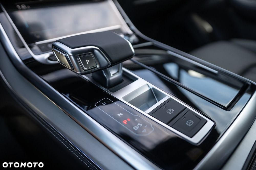 Audi Q7 - 32