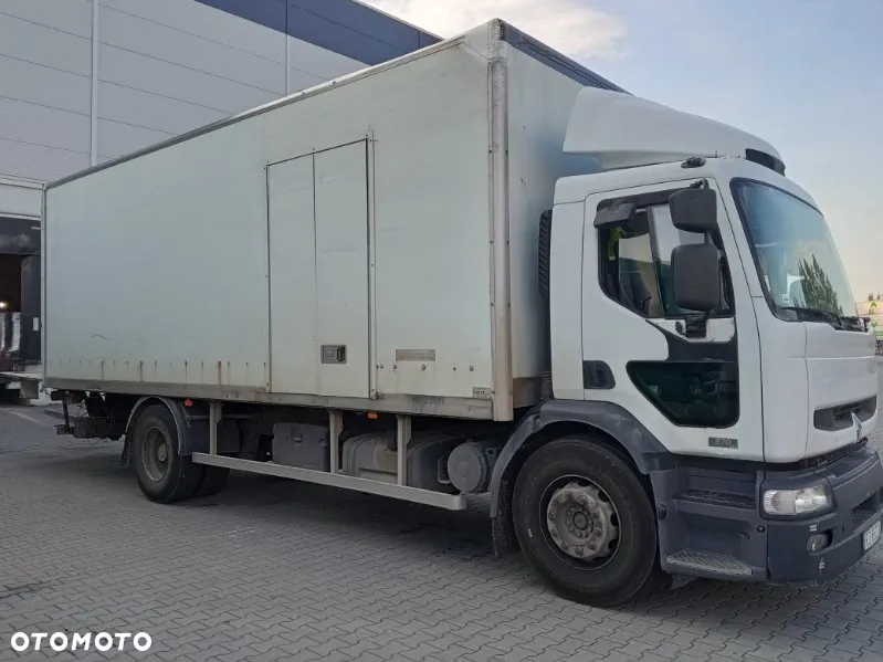 Renault Premium 270 DCI - 2