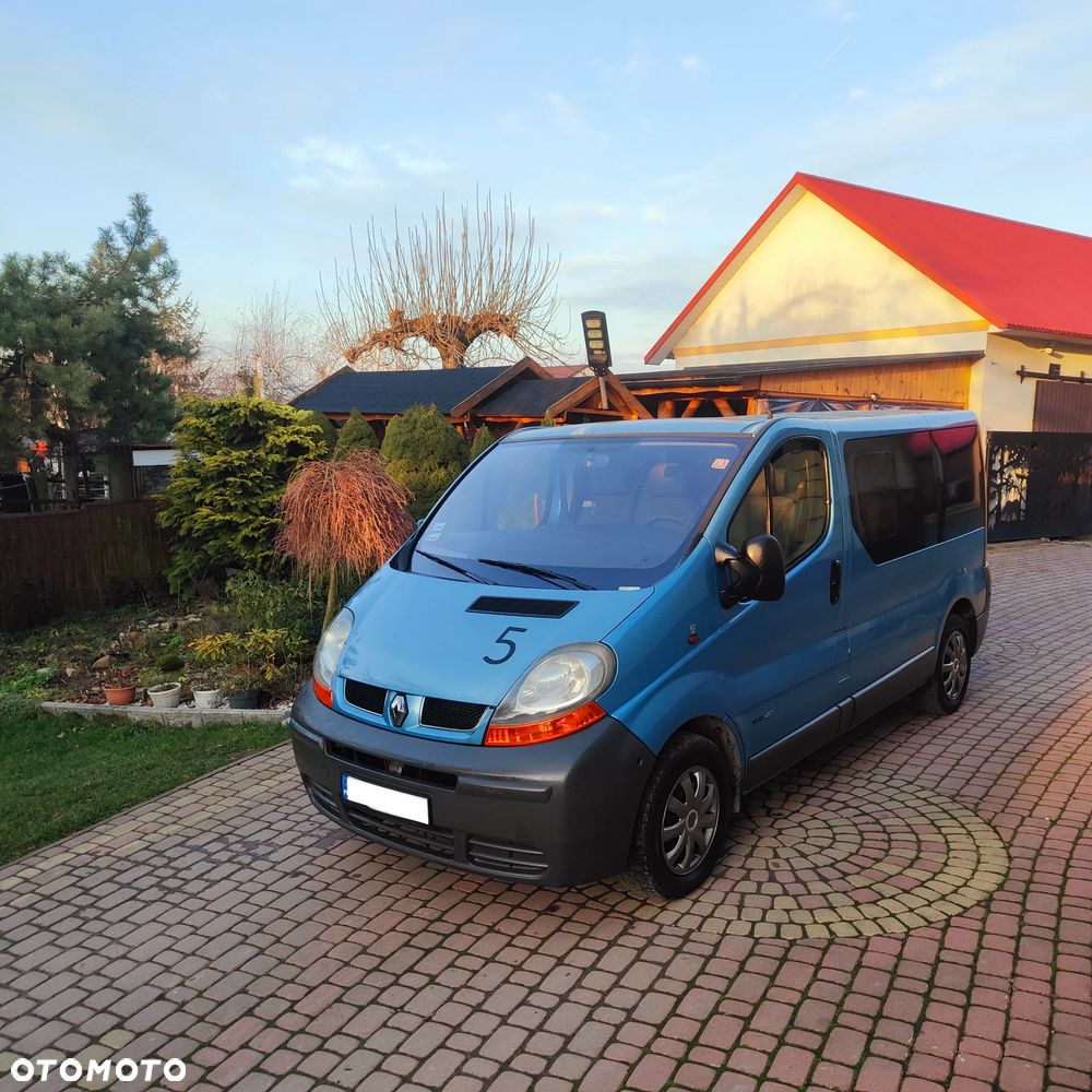 Renault Trafic Passenger - 5