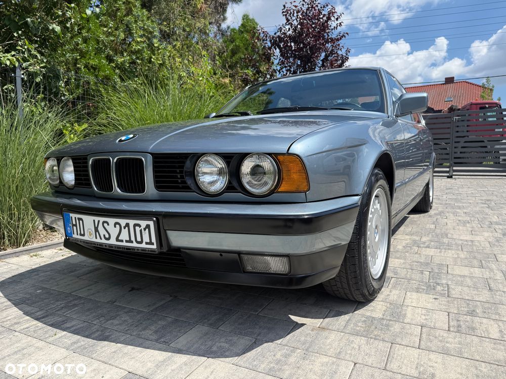 BMW Seria 5 525i - 28