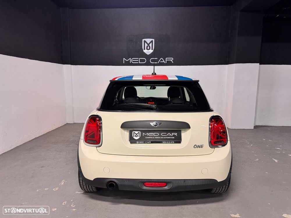 MINI 3 Portas One - 4