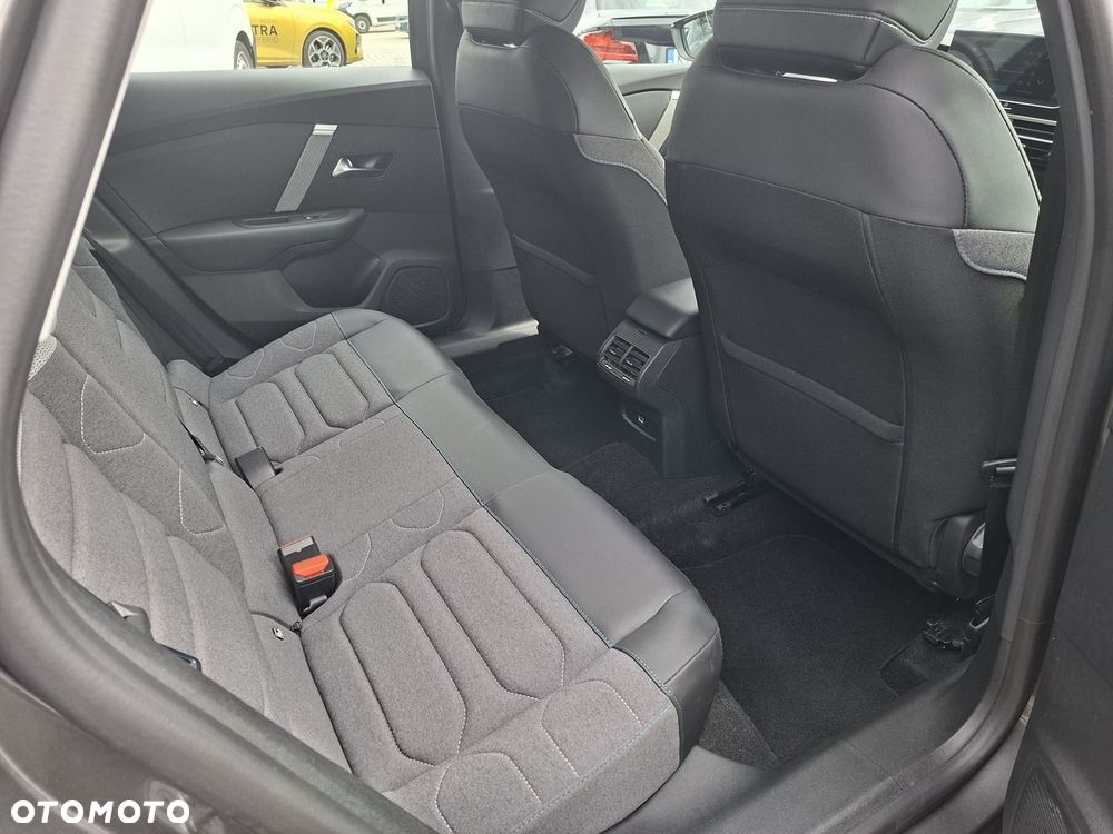 Citroën C4 1.2 PureTech Plus S&S - 19