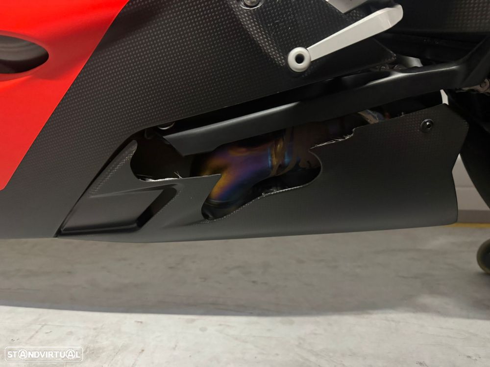 Ducati 1299 Superleggera - 16