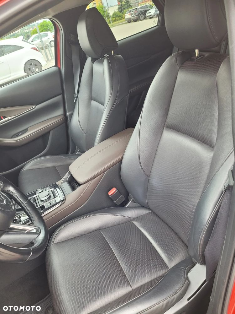 Mazda CX-30 2.0 mHEV Hikari 2WD - 18
