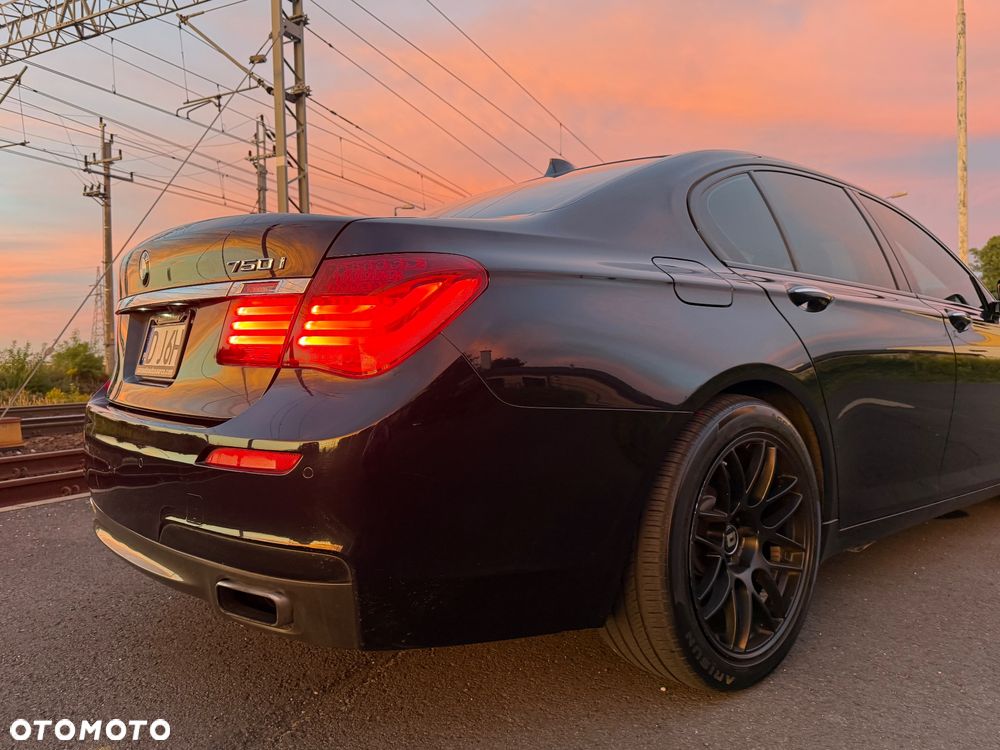 BMW Seria 7 - 14