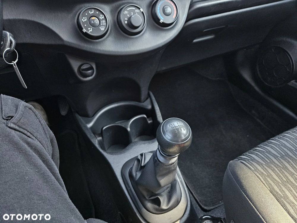 Toyota Yaris 1.33 VVT-i Edition - 7