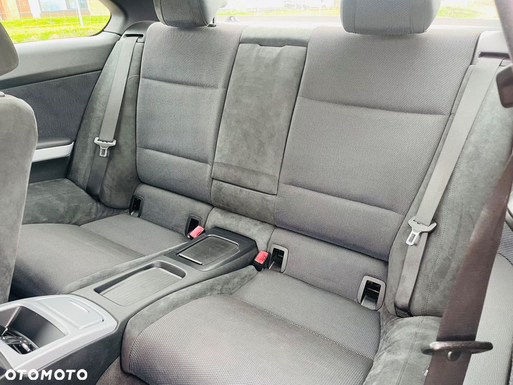 BMW Seria 3 320d DPF - 21