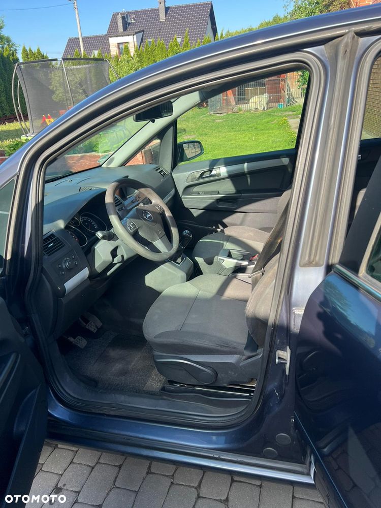Opel Zafira 1.8 Family - 13