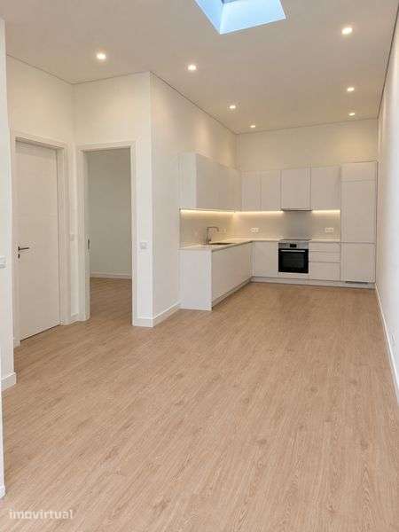 Moradia Geminada T2 Totalmente Remodelada em Agualva-Cacém | Sintra - Grande imagem: 4/6