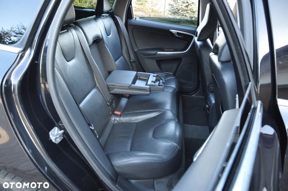 Volvo XC 60 D4 Summum - 24