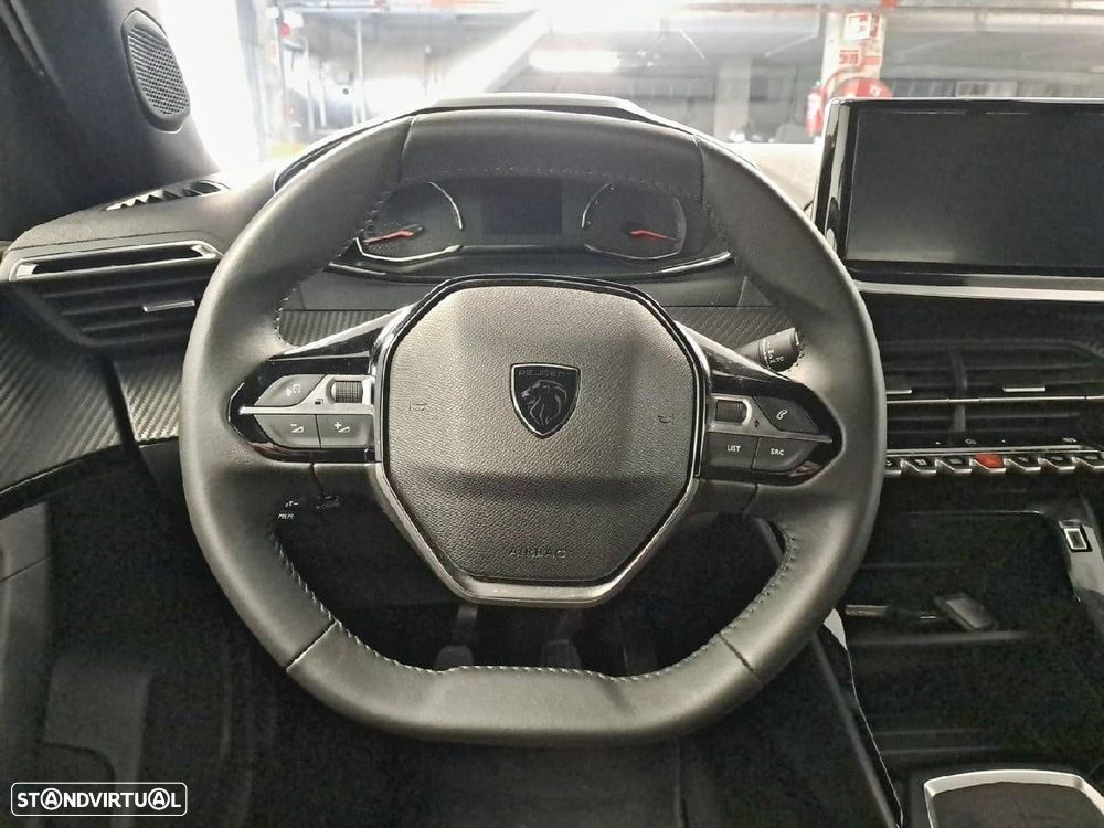 Peugeot 2008 1.2 PureTech Style - 12