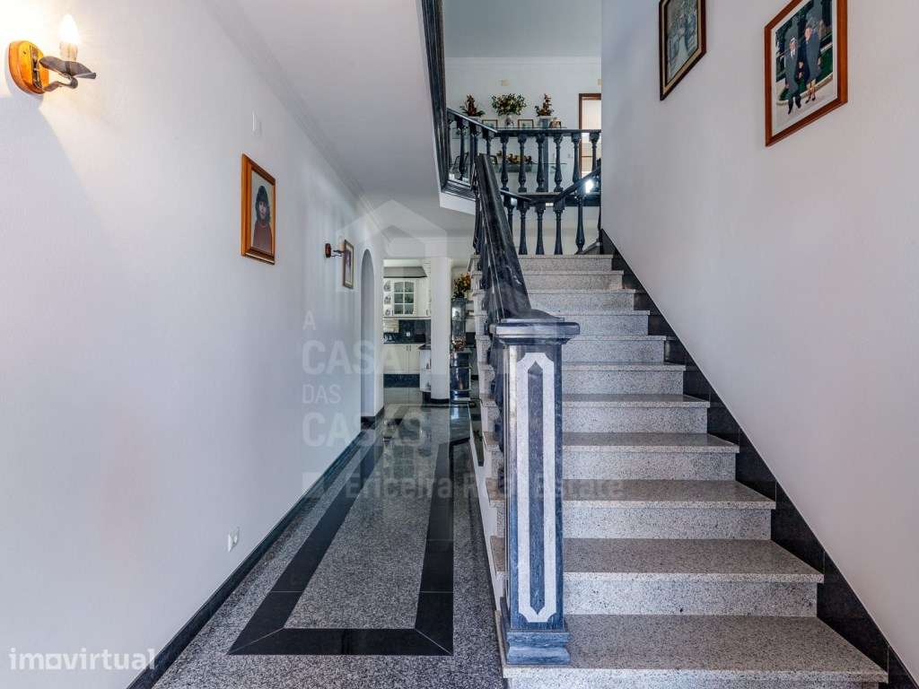 Vende Moradia T6 - Ericeira 2 km, A Casa das Casas - Grande imagem: 4/33