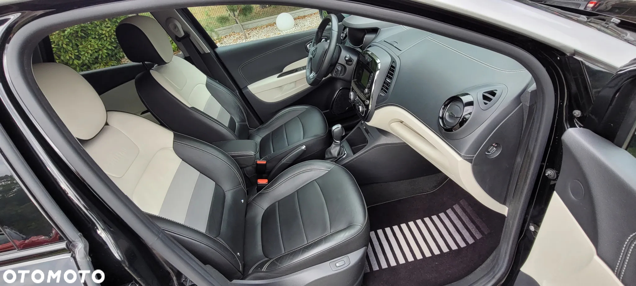 Renault Captur ENERGY TCe 120 EDC Initiale Paris - 9