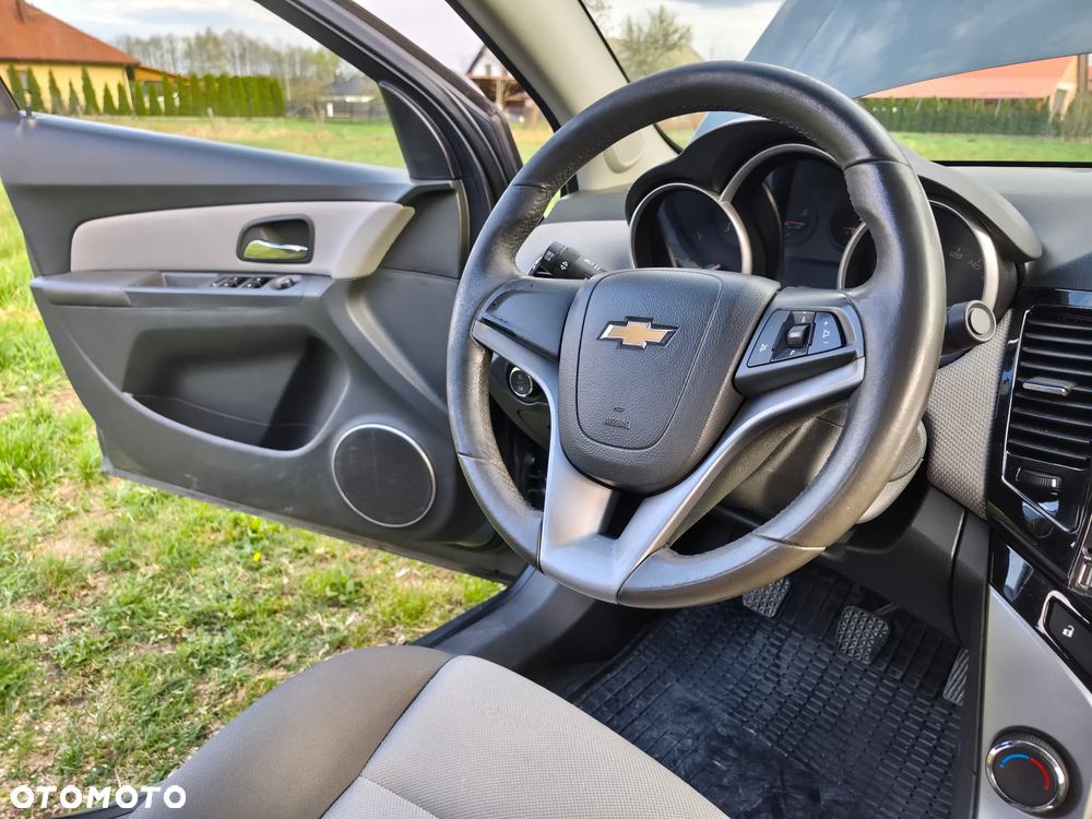 Chevrolet Cruze 2.0 VDCi LS - 6