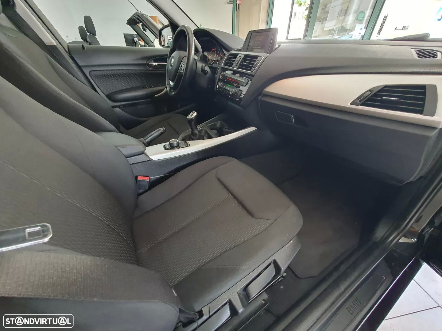 BMW 116 d EfficientDynamics - 22