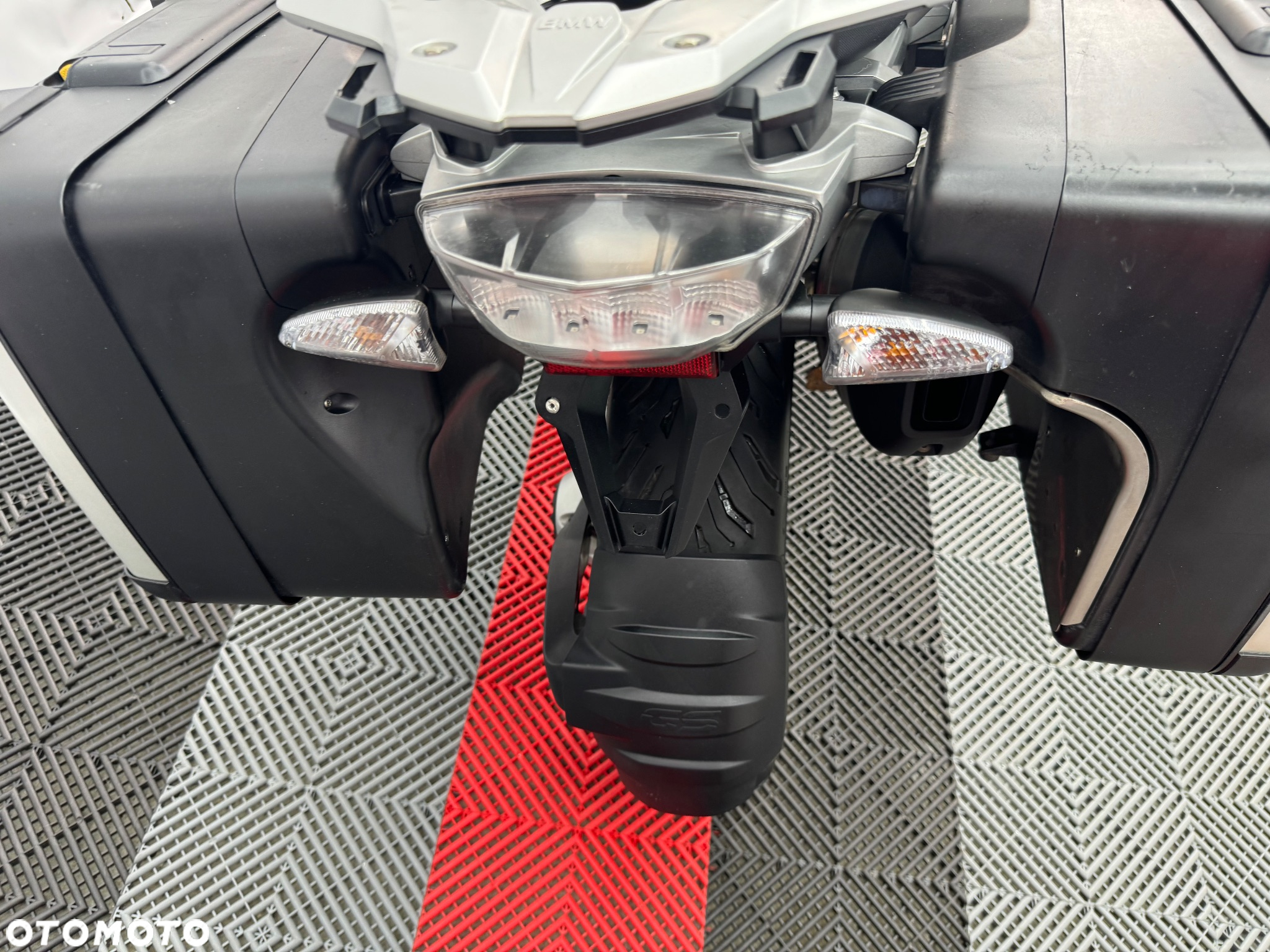 BMW R - 32