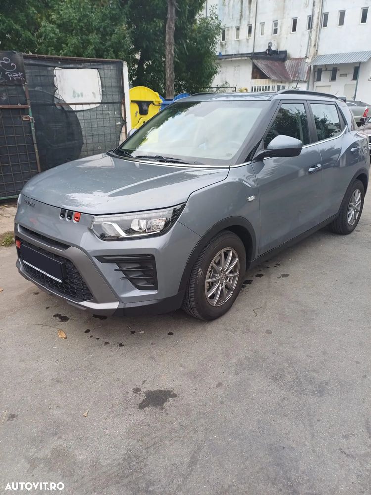 SsangYong Tivoli - 1