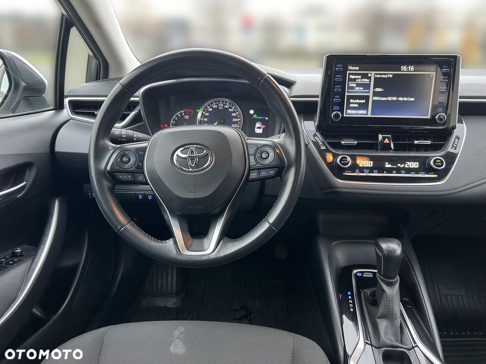 Toyota Corolla 1.8 Hybrid Comfort - 17