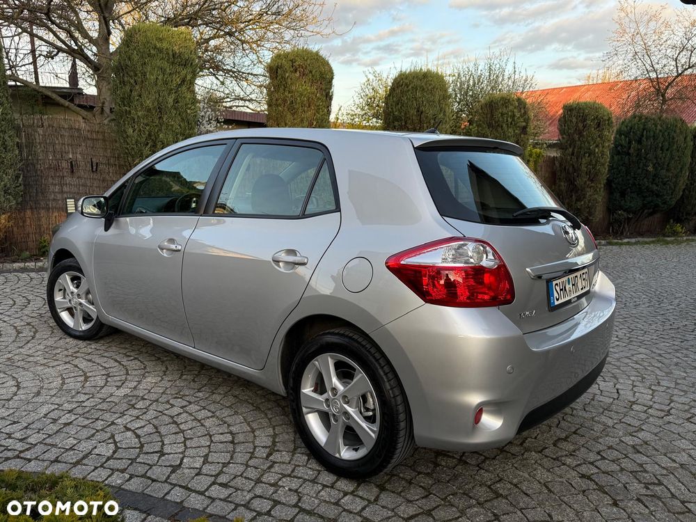 Toyota Auris 1.6 Edition - 13