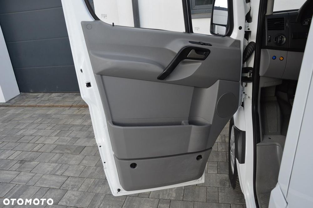 Mercedes-Benz Sprinter - 21