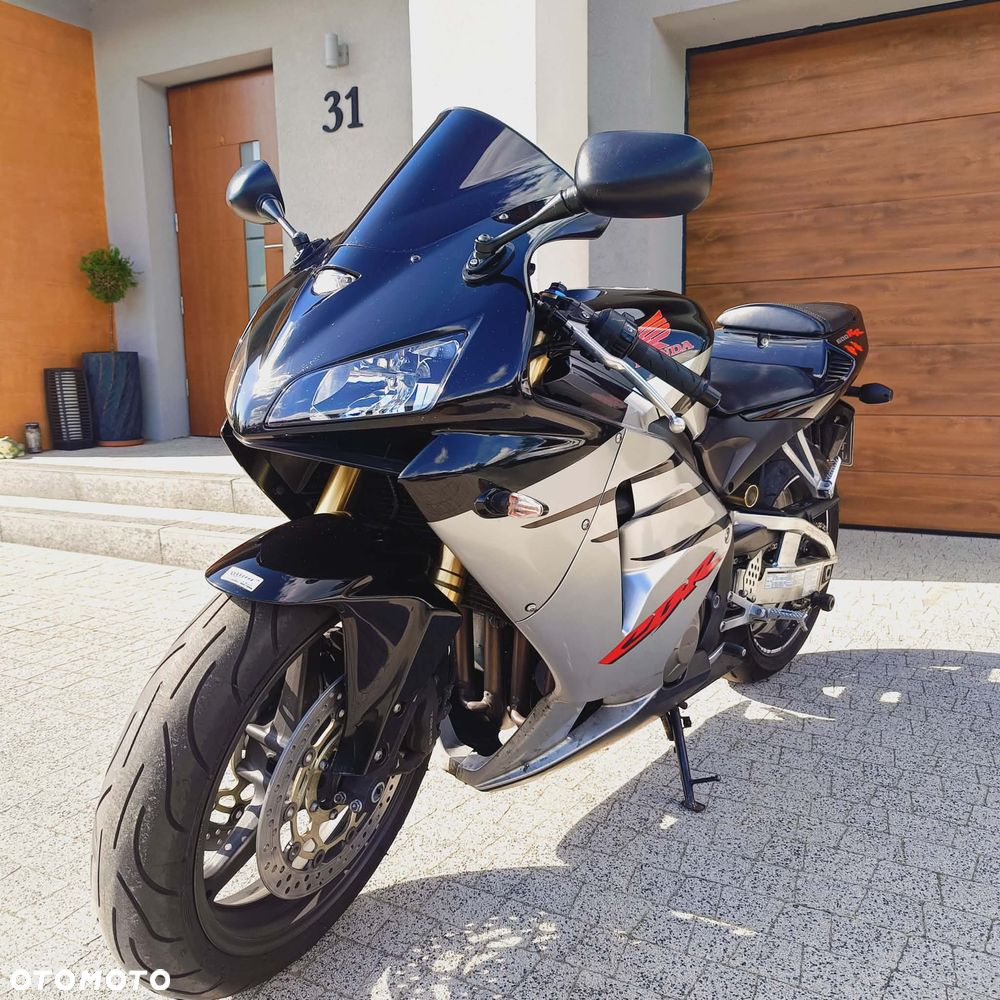 Honda CBR - 4