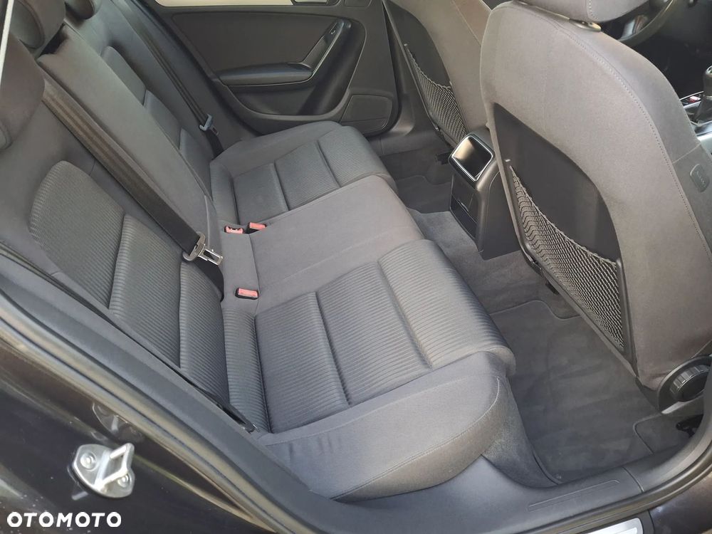 Audi A4 Limousine 1.8 TFSI Attraction - 12