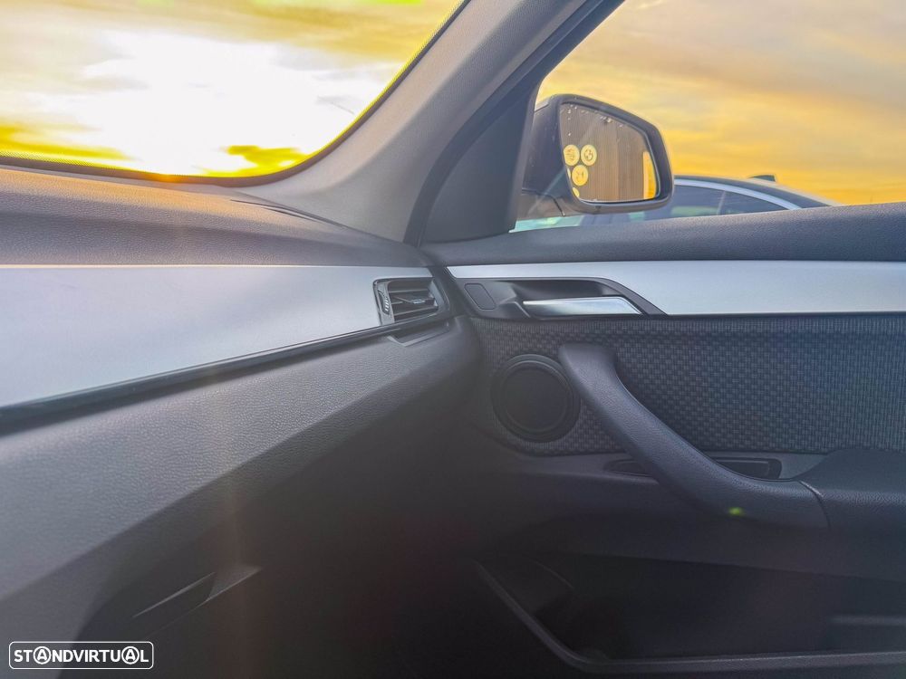 BMW X1 16 d sDrive Advantage - 21