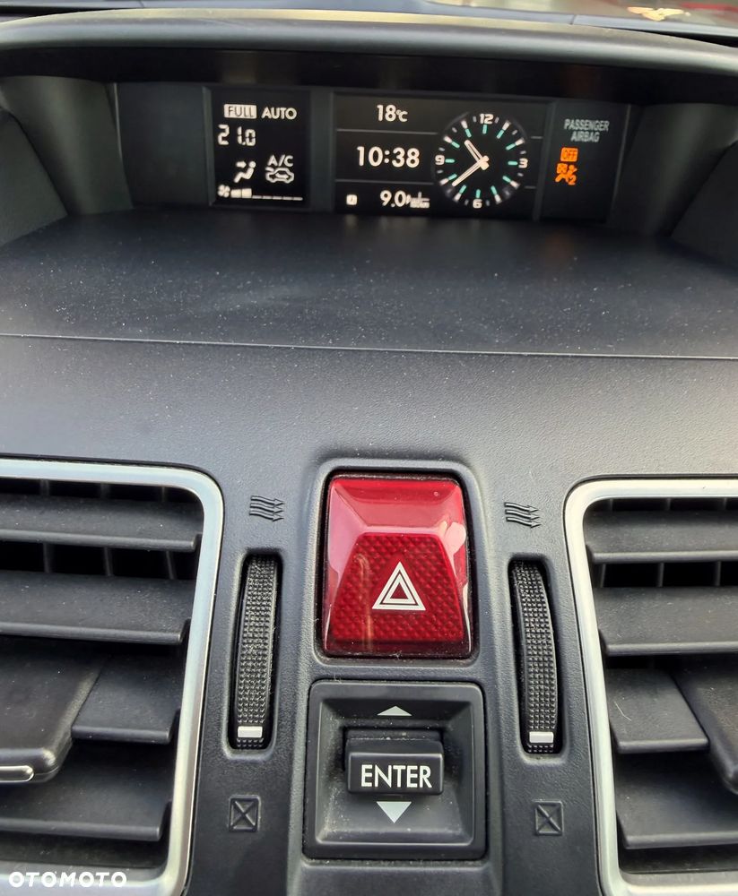 Subaru Forester 2.0i Platinum Lineartronic - 33