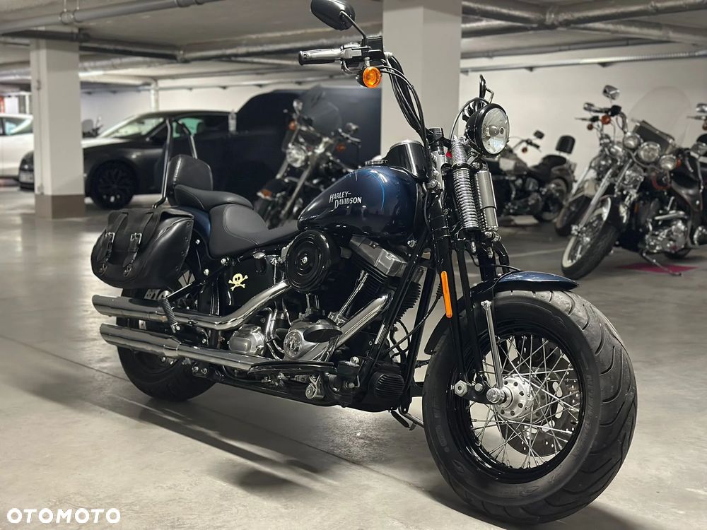 Harley-Davidson Softail Cross Bones - 5