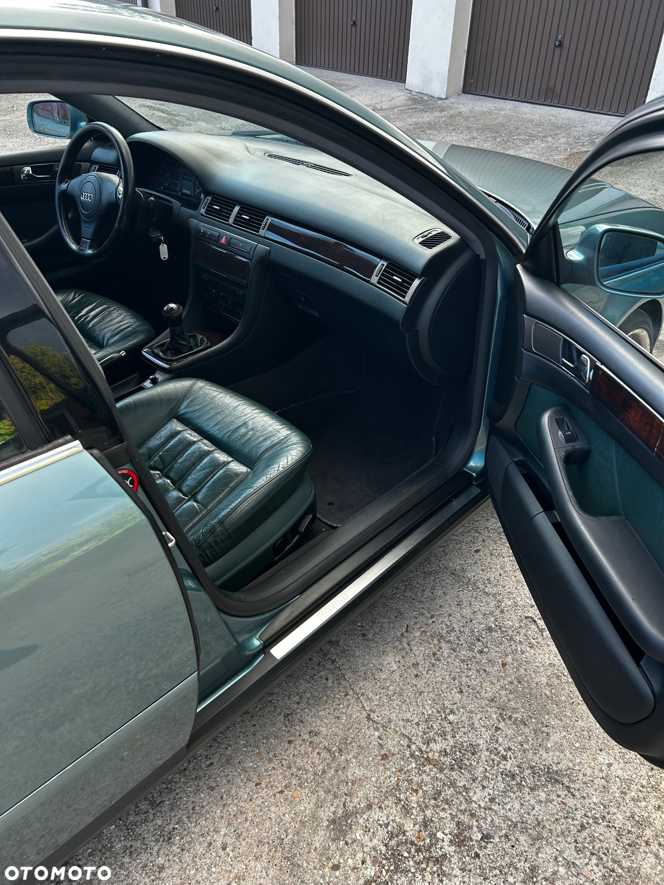 Audi A6 2.4 - 10