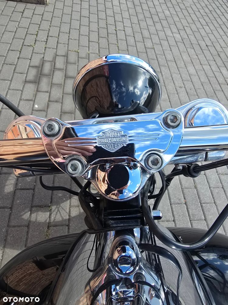 Harley-Davidson Dyna Super Glide - 18