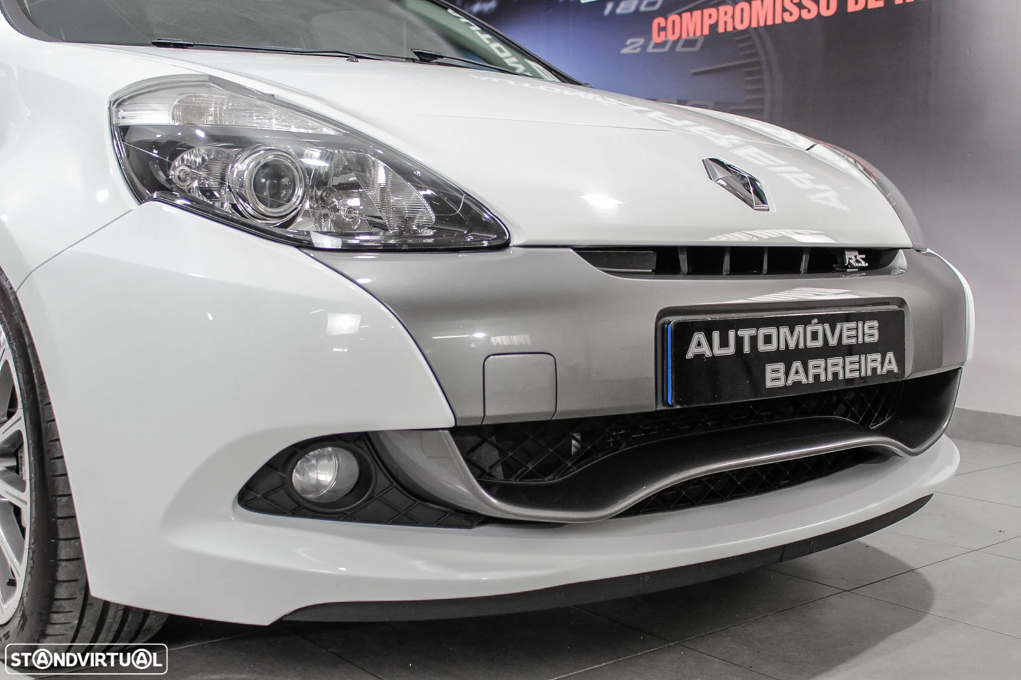 Renault Clio 2.0 16V RS - 25