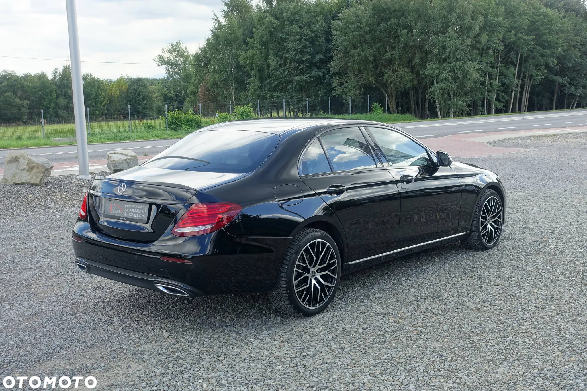 Mercedes-Benz Klasa E 220 d 4-Matic 9G-TRONIC - 7