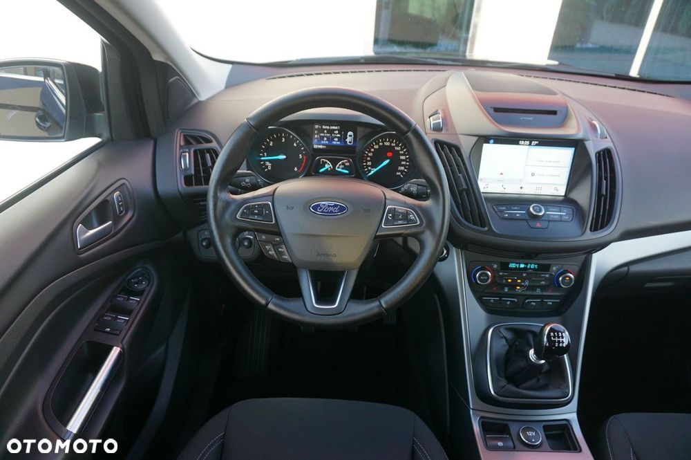 Ford Kuga 2.0 TDCi 2x4 Cool & Connect - 6