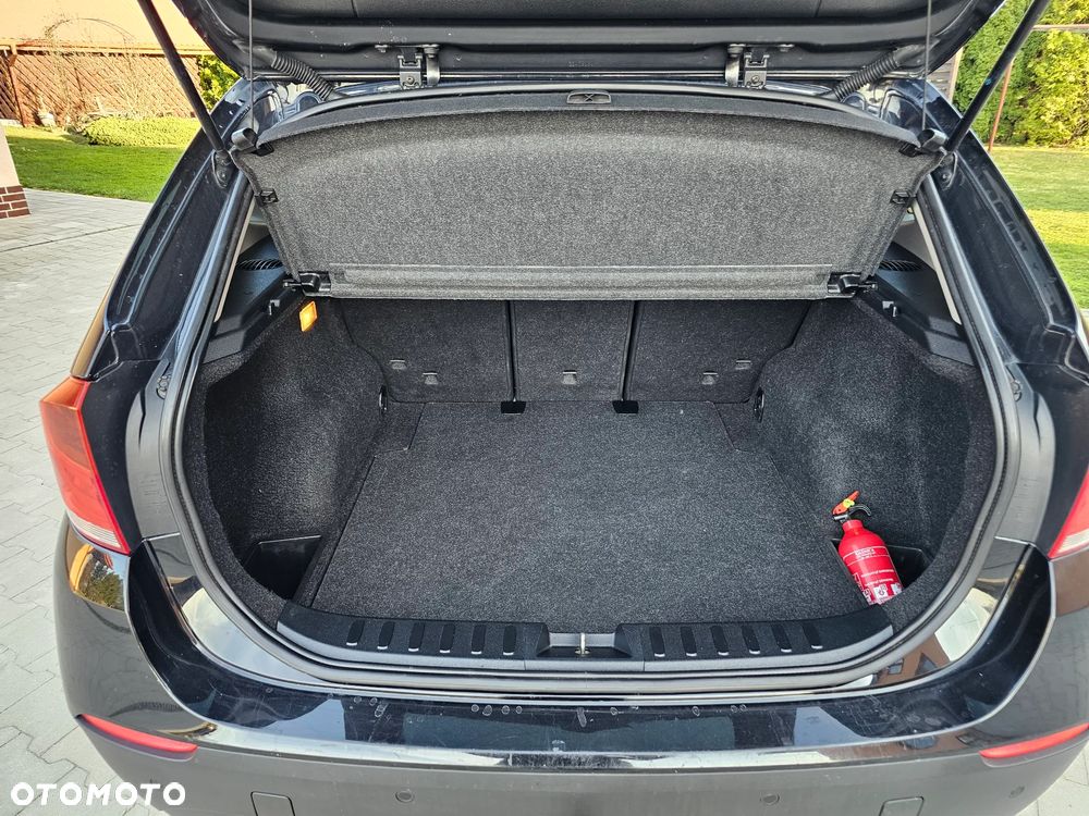 BMW X1 xDrive18d xLine - 29