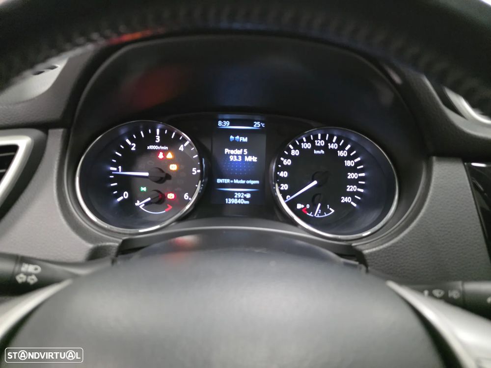 Nissan Qashqai 1.5 dCi N-Connecta Led - 60