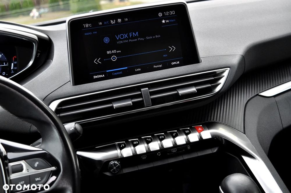 Peugeot 3008 1.2 PureTech Allure S&S - 30