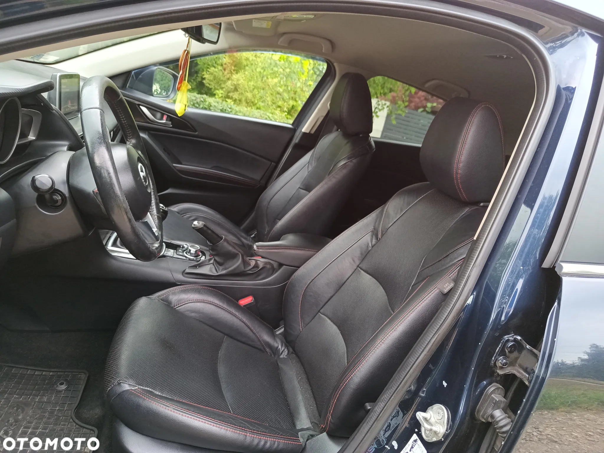 Mazda 3 - 6