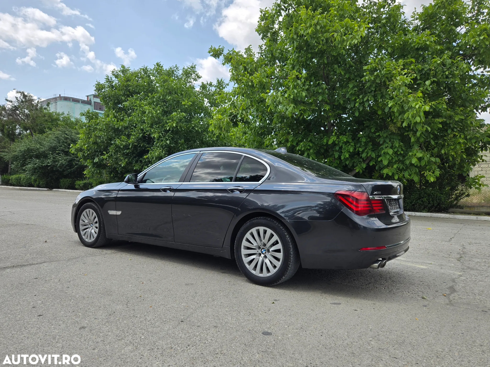 BMW Seria 7 730d xDrive - 4