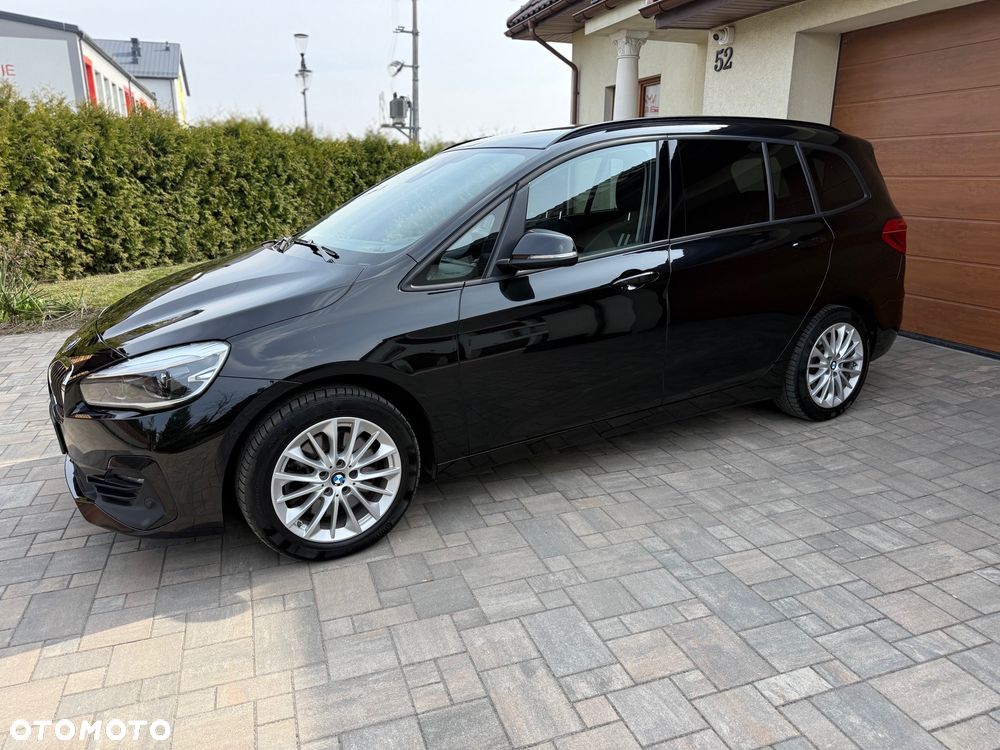 BMW Seria 2 220d xDrive Sport-Aut Luxury Line - 7