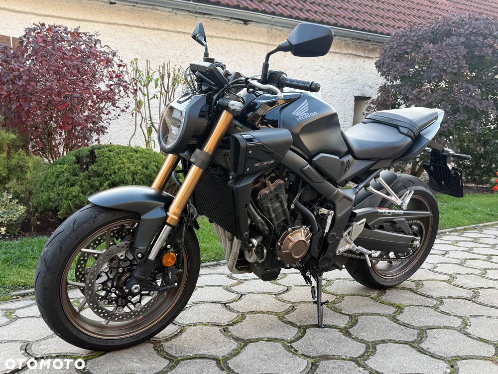 Honda CB - 22