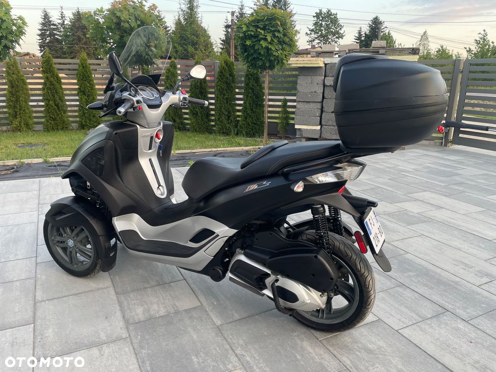 Piaggio MP-3 - 23