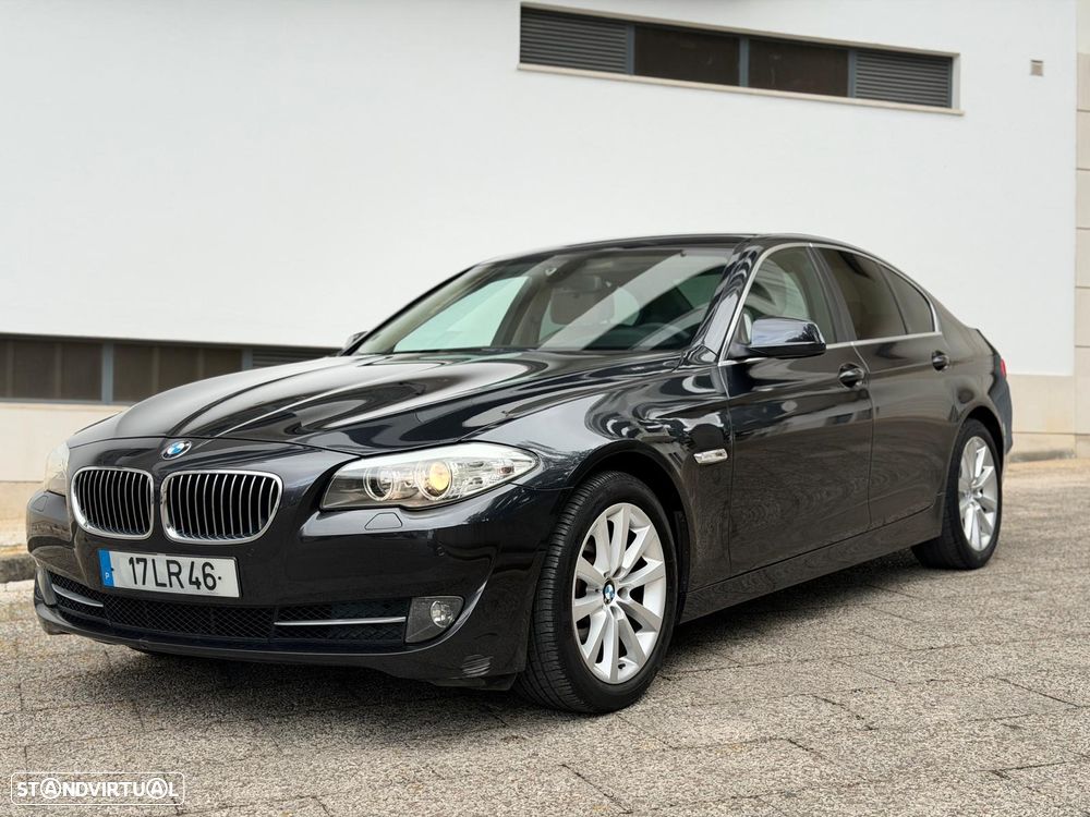 BMW 520 d Exclusive Auto 123g - 11