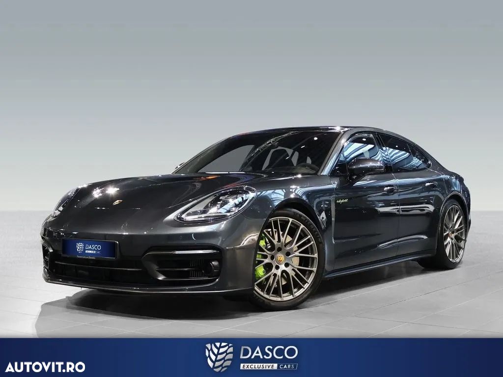 Porsche Panamera - 1