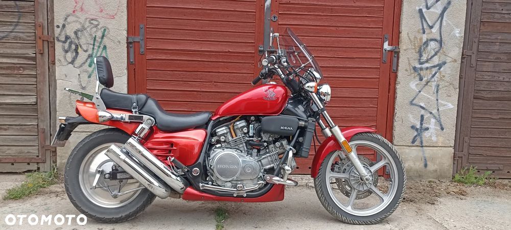 Honda VF - 2