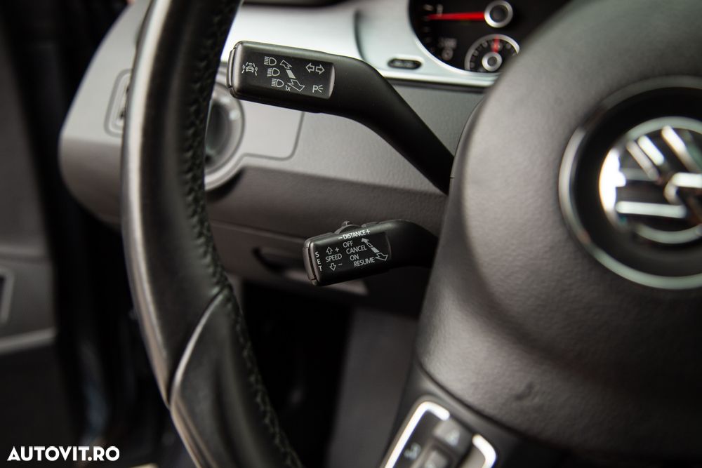 Volkswagen Passat CC 2.0 TDI BlueMotion Technology DSG - 17