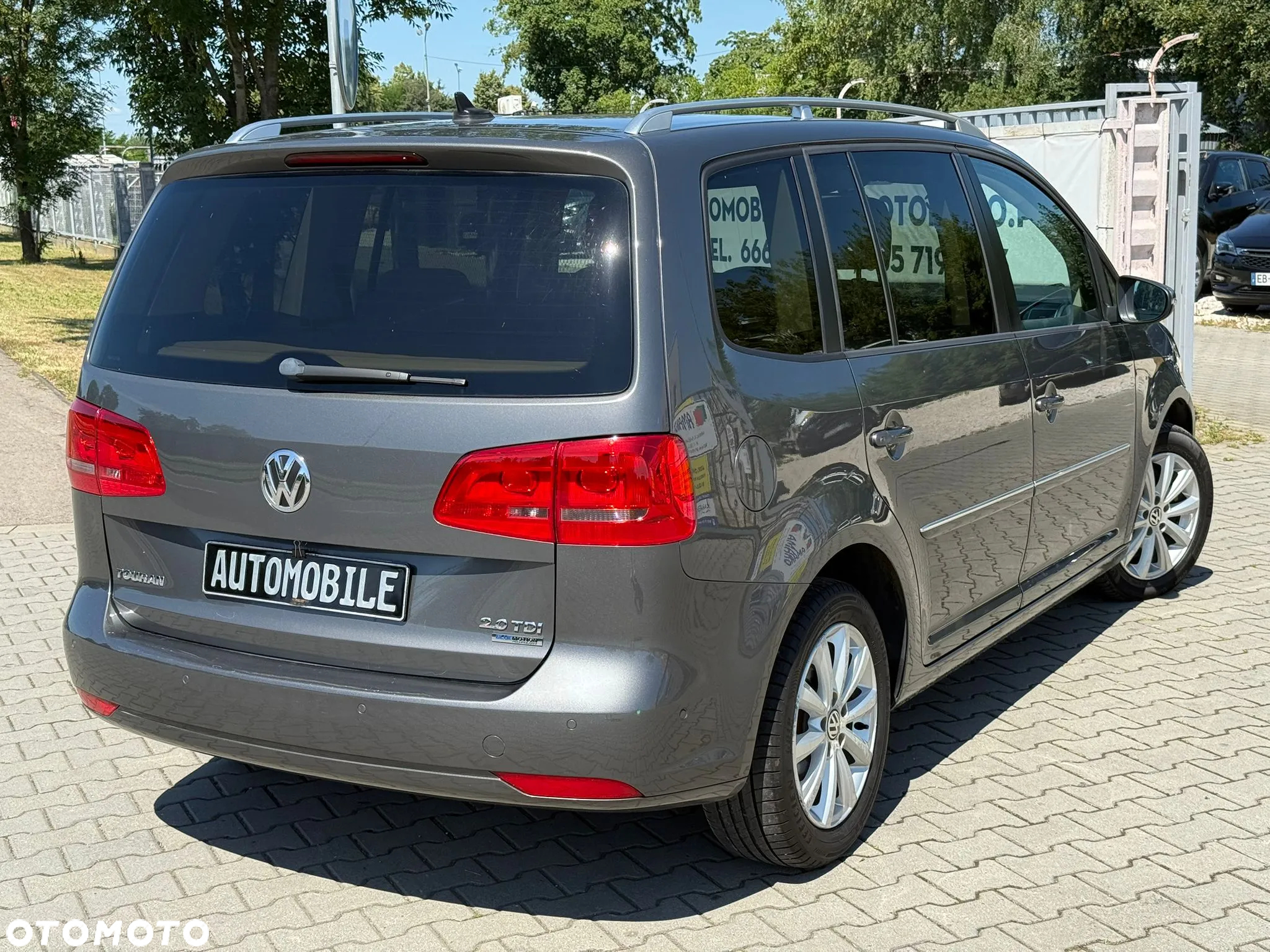 Volkswagen Touran 2.0 TDI DPF DSG Highline - 4