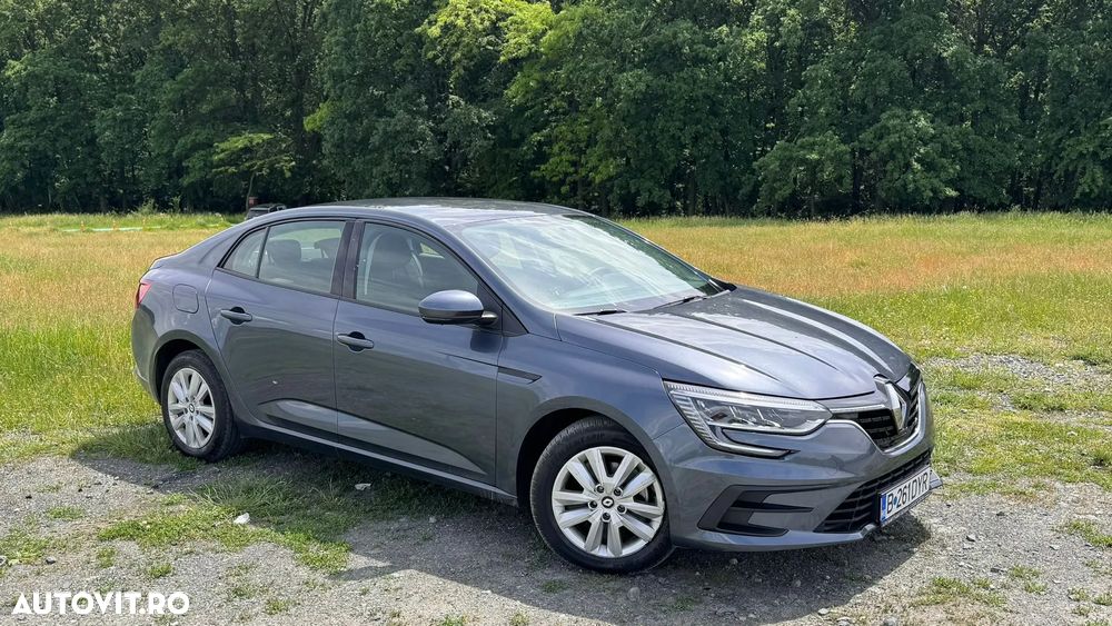 Renault Megane TCe 140 GPF Life - 3